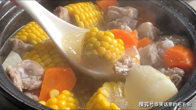 立秋后要“贴秋膘”，“秋膘”是什么？中老年喝1汤，强身健体