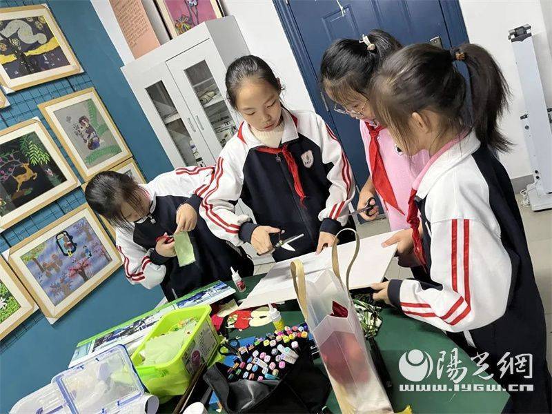 灞桥区东城一小布艺手工社团成果展示