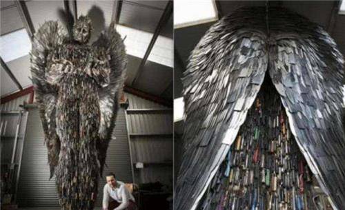 世界上最悲伤的雕像，用10万把刀打造，每把背后都是一桩凶杀案