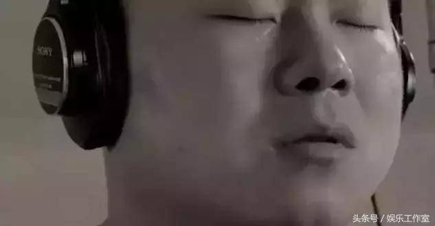宇宙超红正能量小鲜肉自曝是“爸”，可他只有17岁啊！