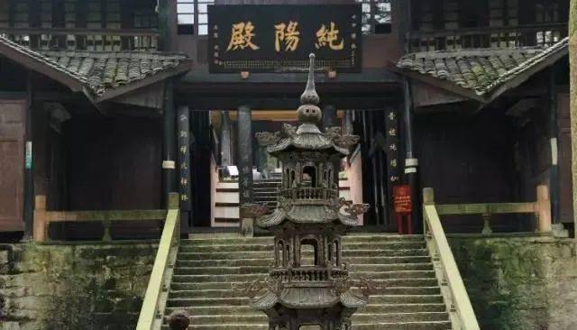 中国的根柢：了解道教的宫观和神仙