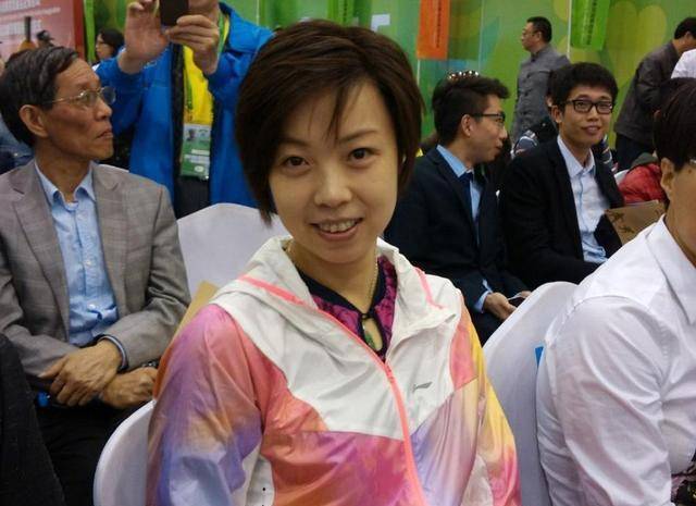 张怡宁没有对手寂寞退役，如今化身羽毛球选手为奥运健儿加油助威