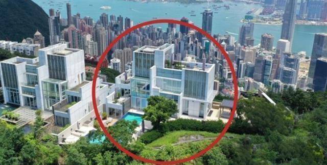 周星驰也哭穷？港媒爆他抵押豪宅给银行贷款，曾有人出价11亿购买