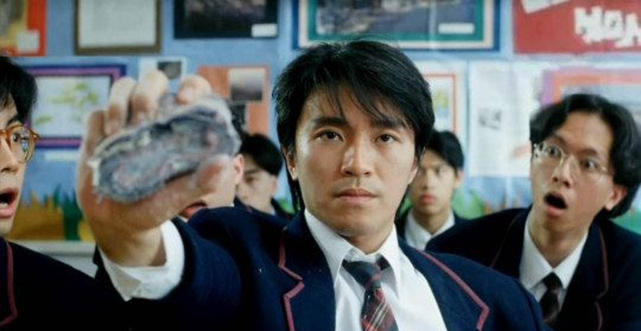 周星驰也哭穷？港媒爆他抵押豪宅给银行贷款，曾有人出价11亿购买