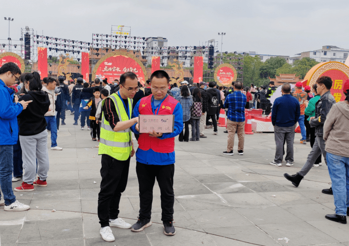 百万人线上围观，广西移动5G让炮龙节热闹“炸”了！