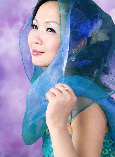 演员白雪_香港白雪演员_白雪演员照片