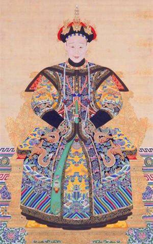 清朝唯一死因不详的皇后，备受宠爱子女众多，去世后皇帝为其破例