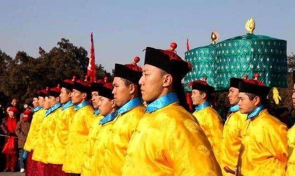 紫禁城大内侍卫回忆，解密1900年清朝南苑动物一夜消失之谜！