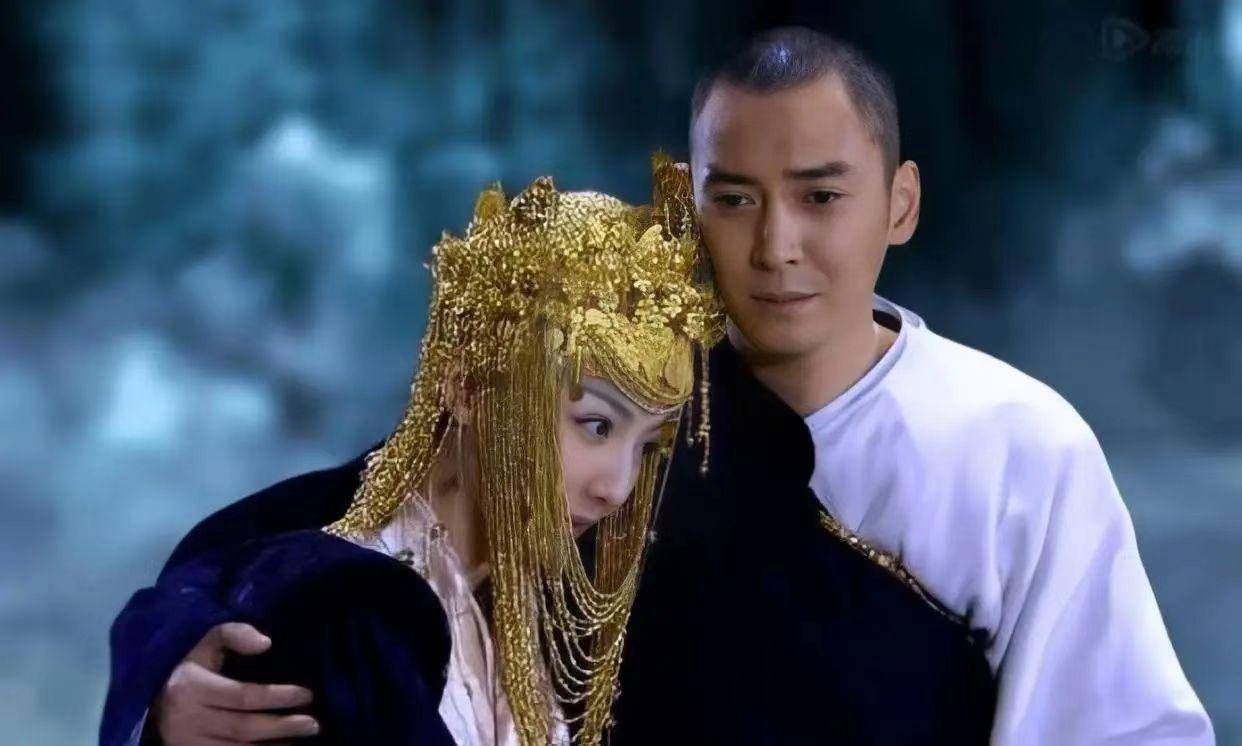 难怪欧阳锋为非作歹，洪七公却不向虚竹求助，你看虚竹身在何方？