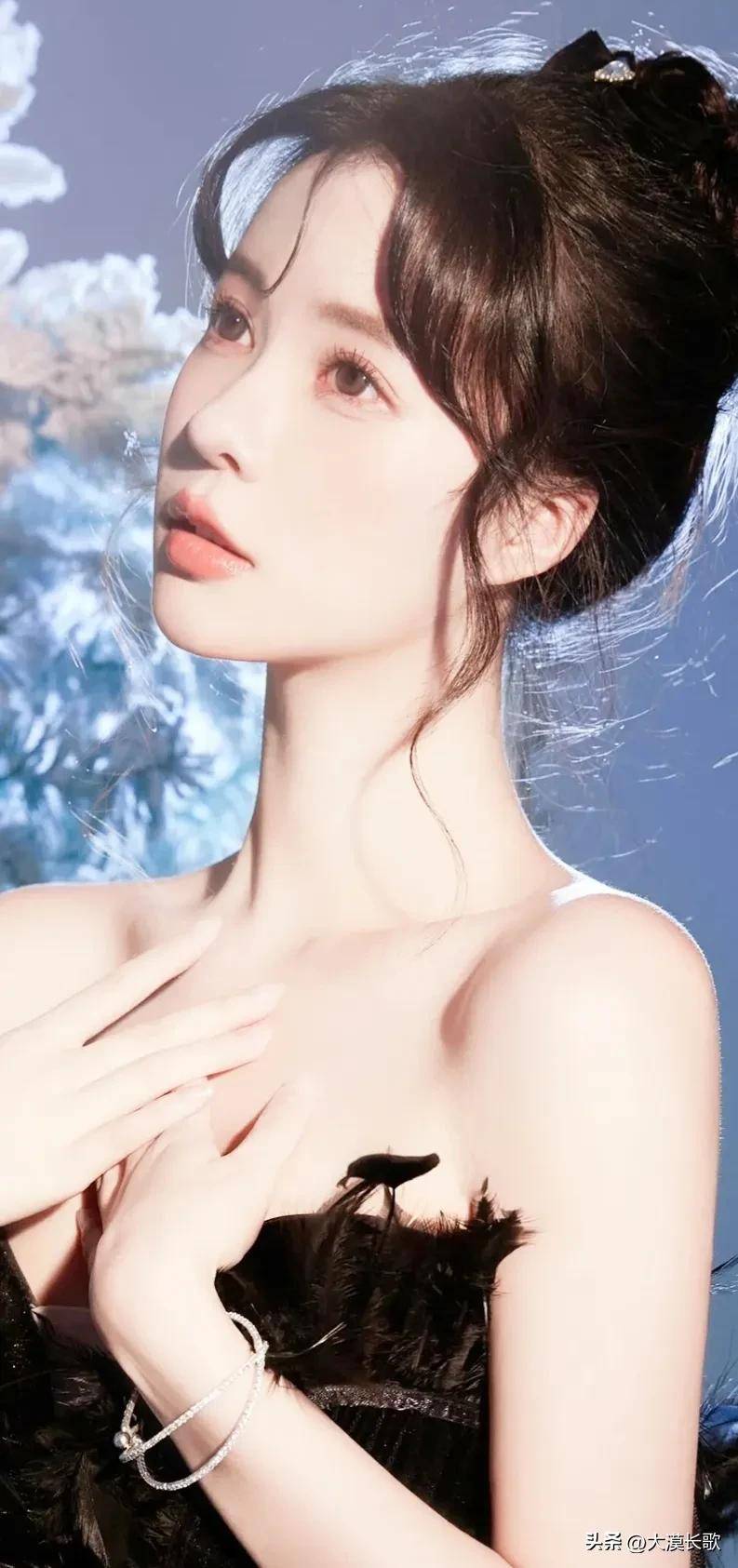 为什么清明节既有高高兴兴踏青郊游，又有寄托哀思的祭祖