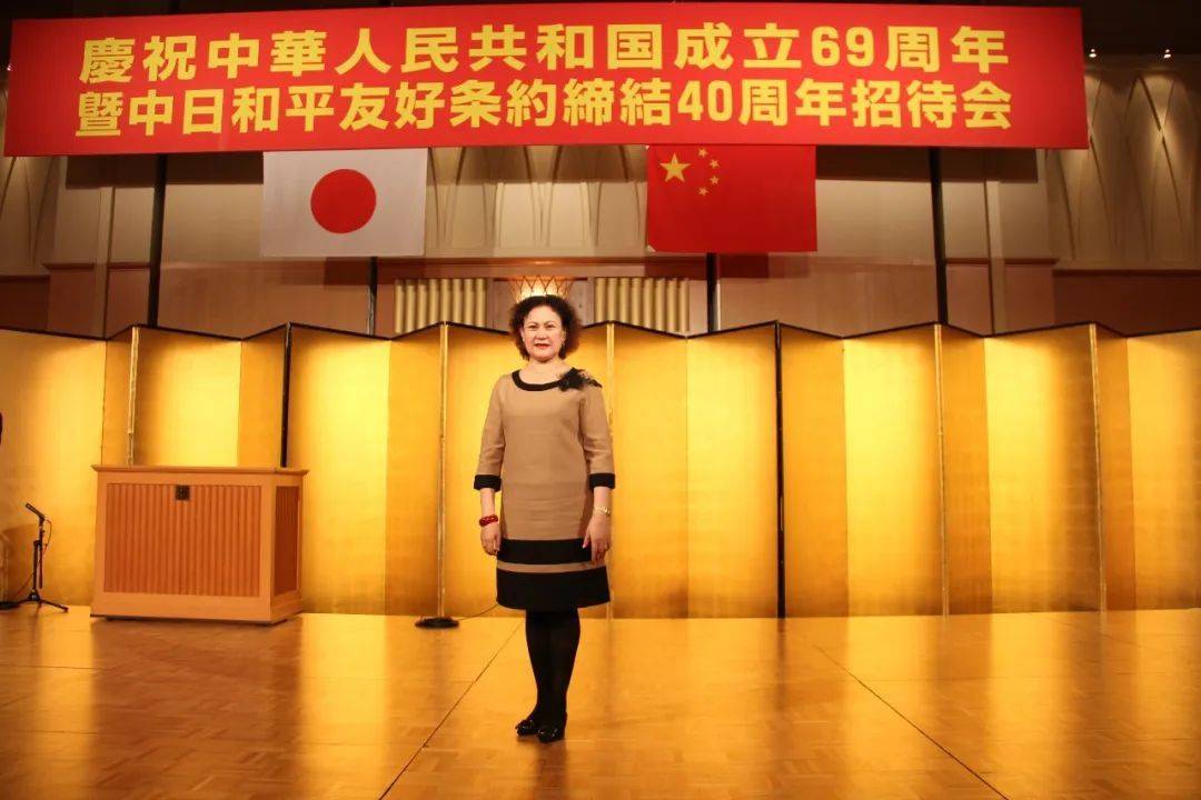 孔多孜·玉素甫 | 驻外十年，她说“我是中国外交官”