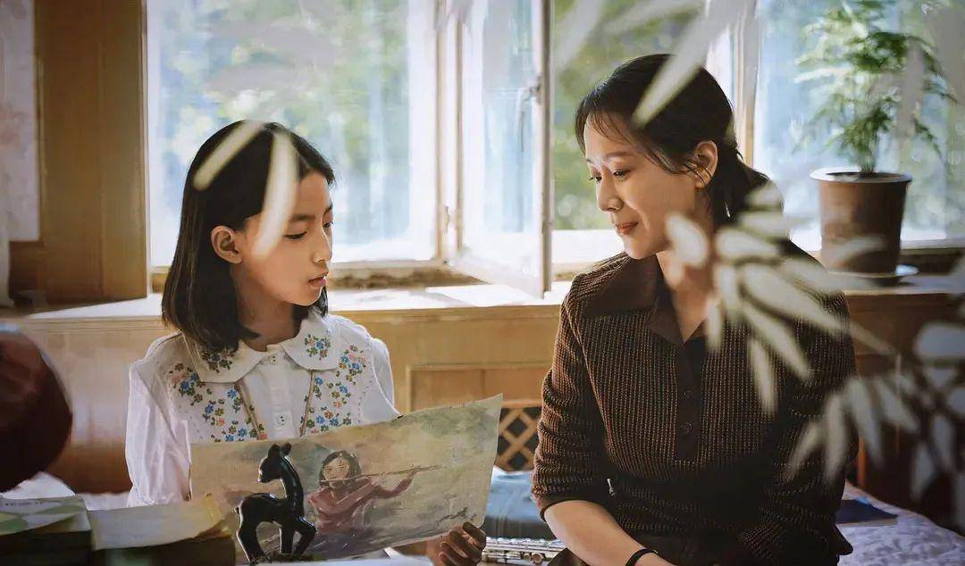 《平原上的摩西》：雕刻回不去的时光