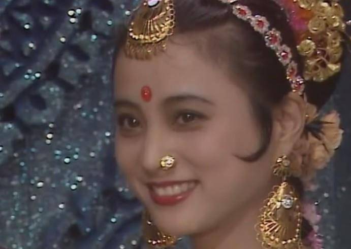 小时候懵懂看《西游记》光顾猴子，长大了才知道女人美如云