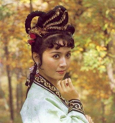小时候懵懂看《西游记》光顾猴子，长大了才知道女人美如云
