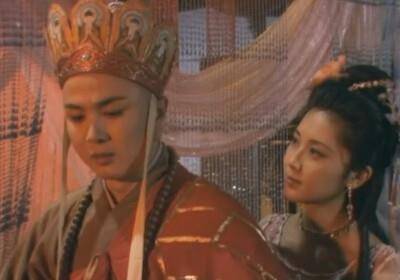 小时候懵懂看《西游记》光顾猴子，长大了才知道女人美如云