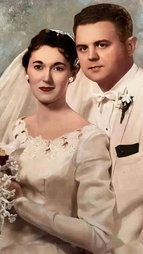 发现奶奶80年前设计手稿，妹子把它们真的做了出来，替奶奶圆梦！