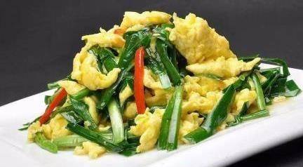 韭菜炒鸡蛋，应该先炒韭菜还是鸡蛋？10人9错，难怪不好吃！