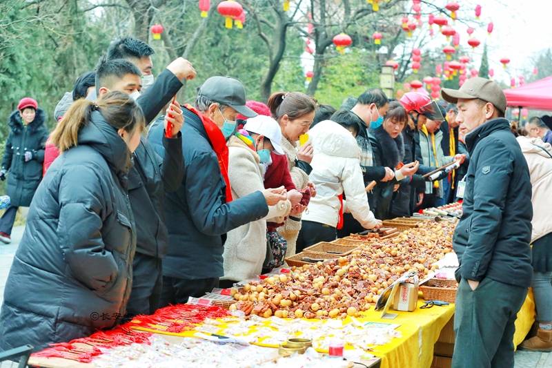 “二月二古庙会，药王山上拜药王”错过了又要等一年
