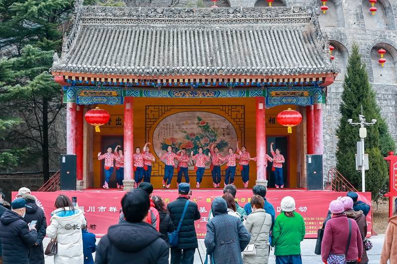 “二月二古庙会，药王山上拜药王”错过了又要等一年