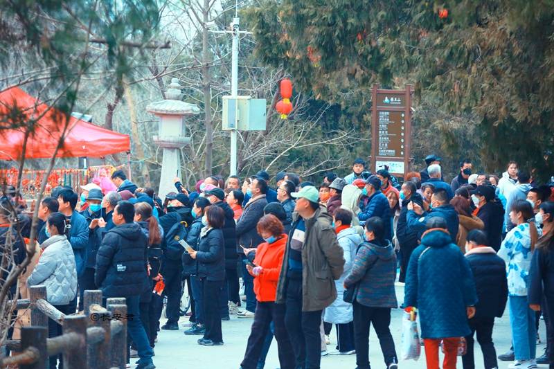 “二月二古庙会，药王山上拜药王”错过了又要等一年