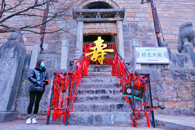 “二月二古庙会，药王山上拜药王”错过了又要等一年