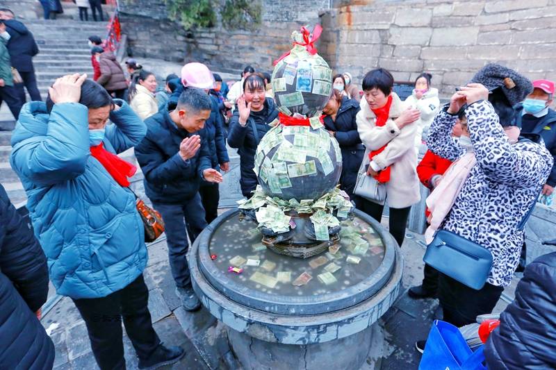 “二月二古庙会，药王山上拜药王”错过了又要等一年