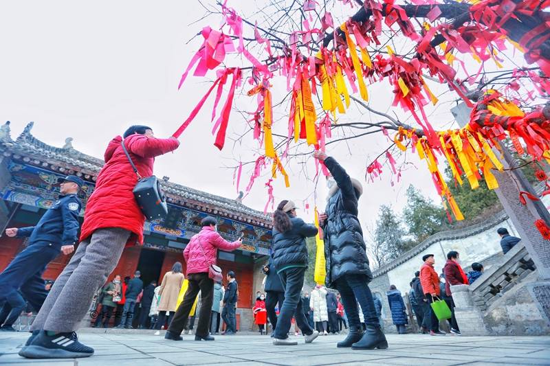 “二月二古庙会，药王山上拜药王”错过了又要等一年