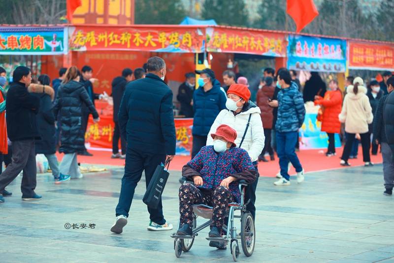 “二月二古庙会，药王山上拜药王”错过了又要等一年