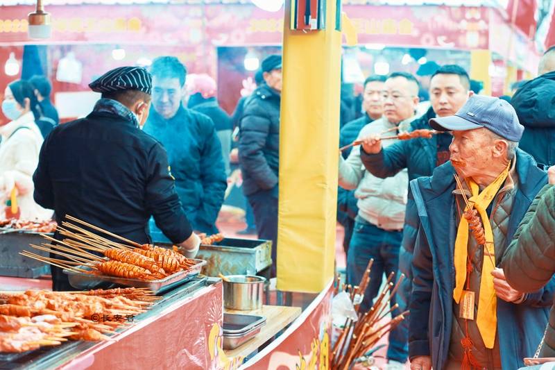 “二月二古庙会，药王山上拜药王”错过了又要等一年
