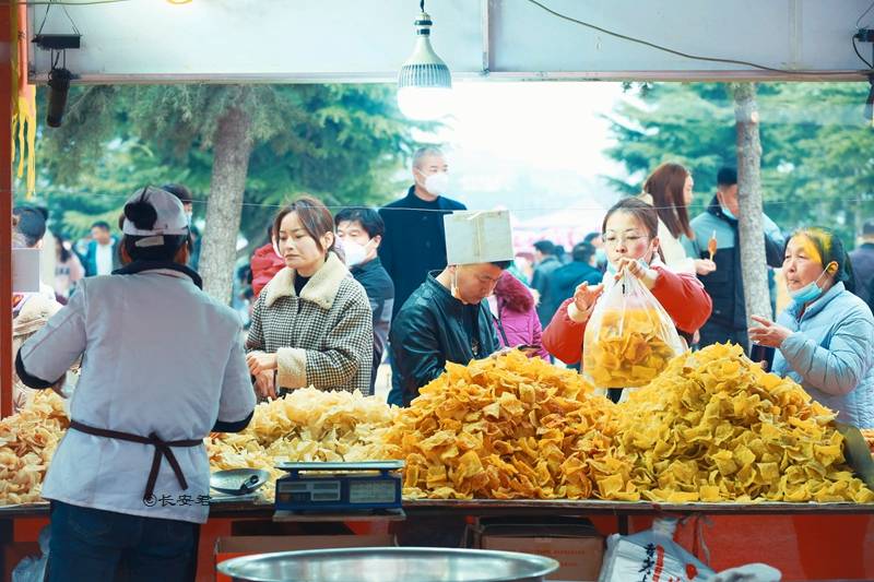 “二月二古庙会，药王山上拜药王”错过了又要等一年