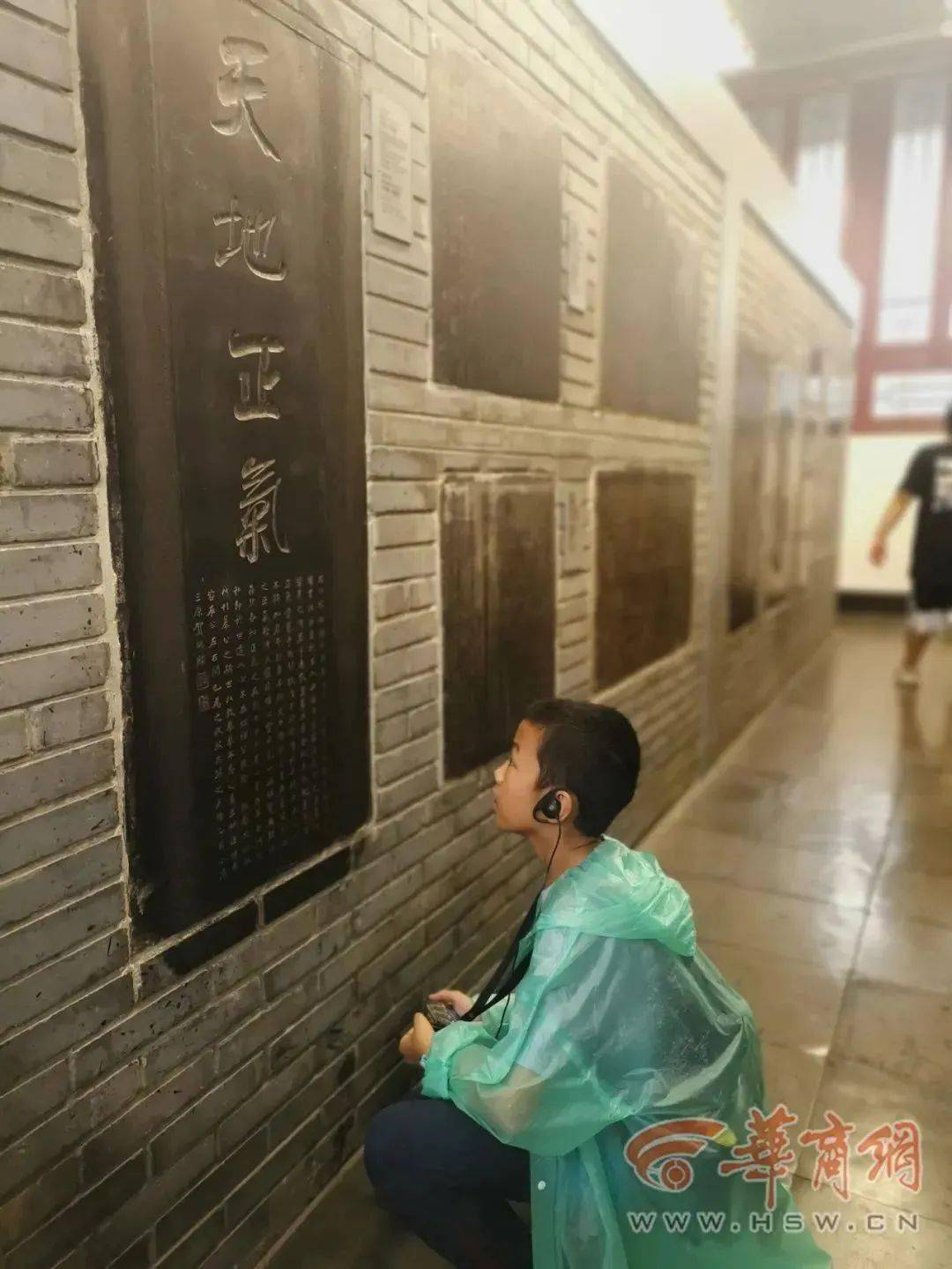 不谈学习的时候，儿子厉害得让我感到陌生
