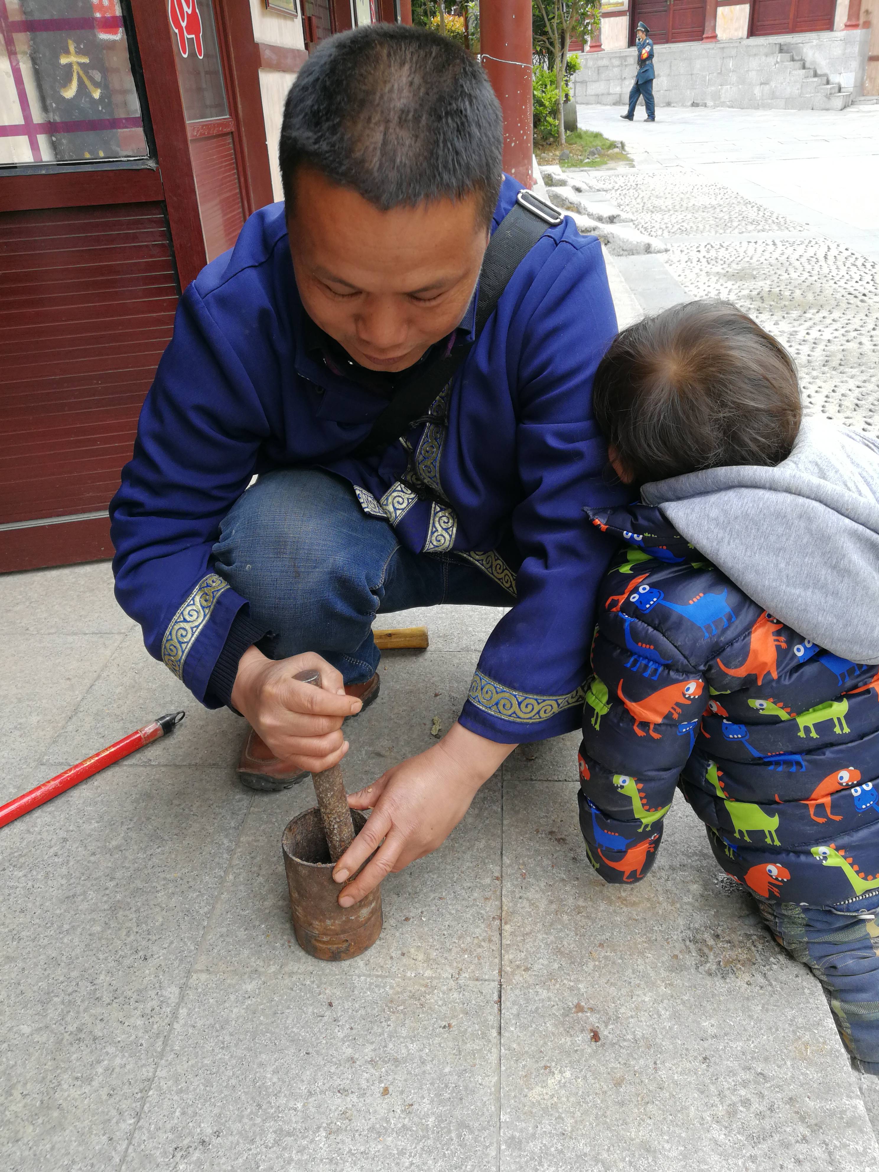 虚心竹有低头叶 傲骨梅无仰面花 ——寻访黔东南民间用药经验 凯里 唐欿