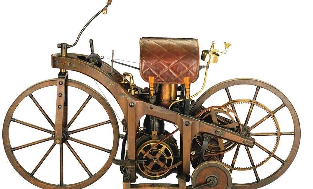 原创
                世界上第一辆汽车是谁发明的