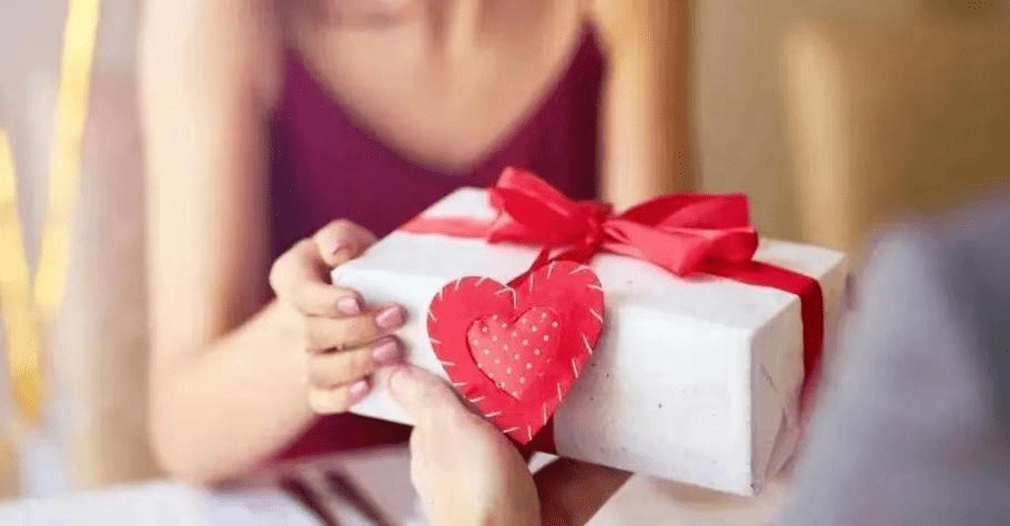 送男友什么礼物好？这7款礼物送他极显心意！