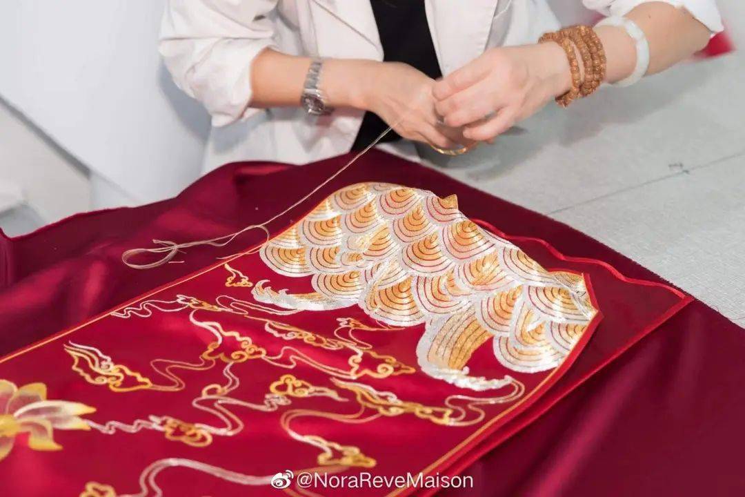 ​热点||何超莲窦骁5000万大婚：后赌王时代二代们的网红化生存