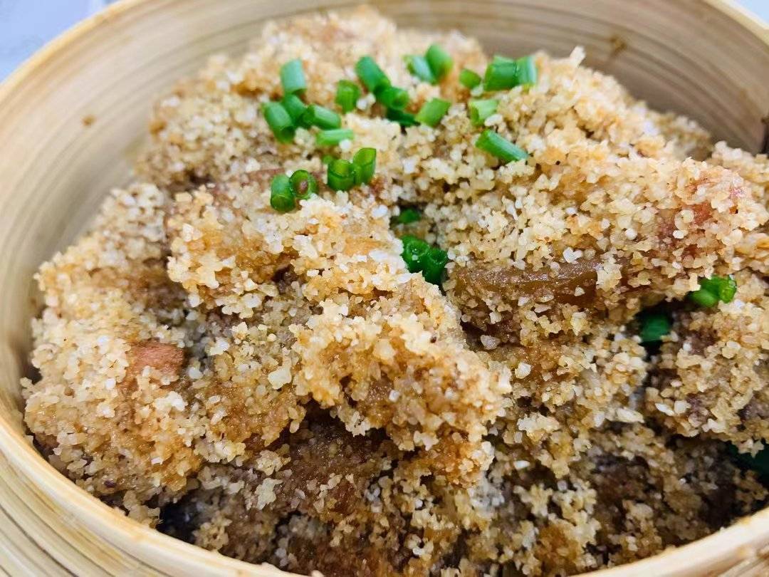 明日三月三上巳节，老人说“3样端上桌，吉祥无疾祸”，3样是指啥