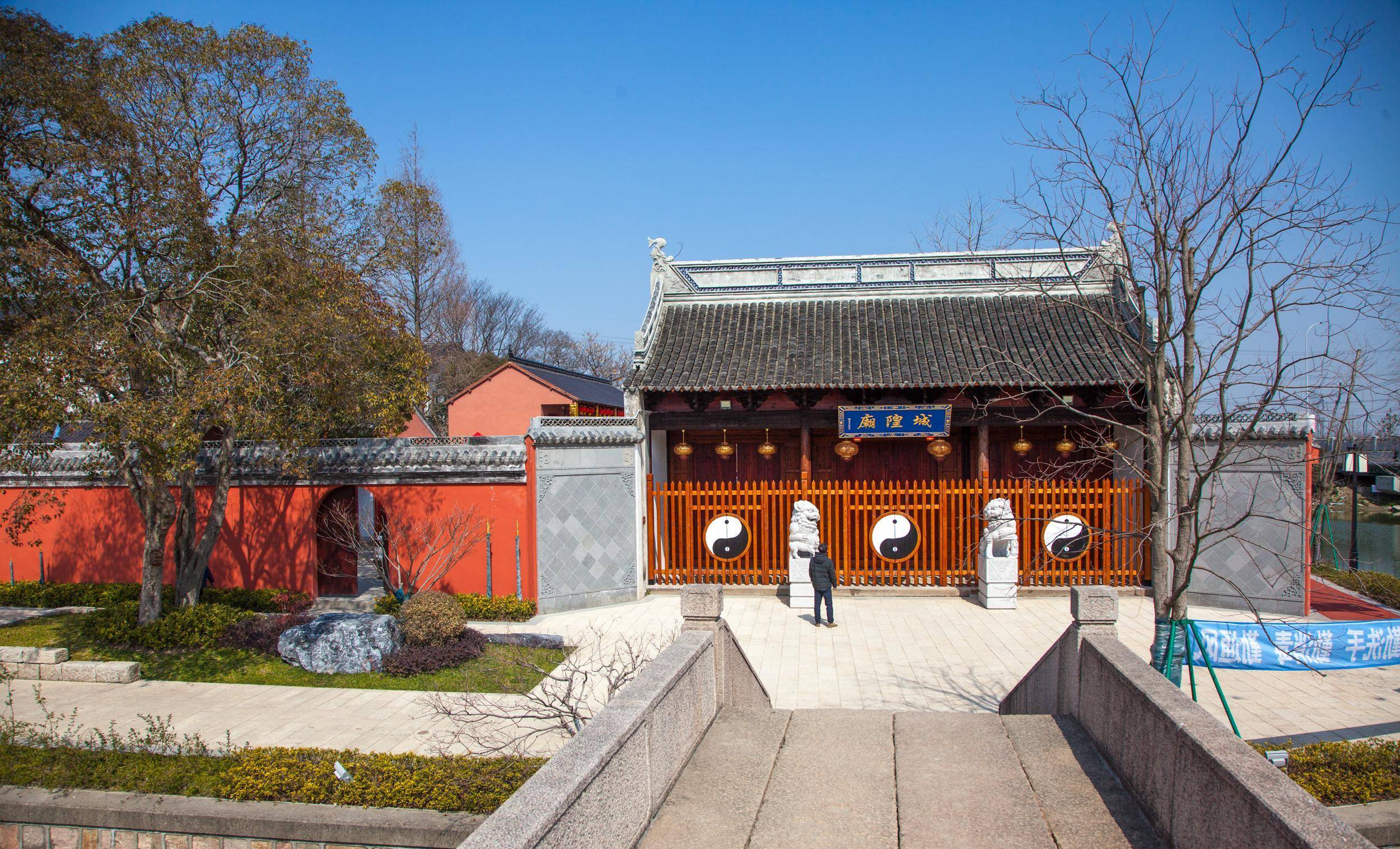 最新的上海古镇，1庙1古宅4古桥外，均为新建，上海青浦章堰古镇