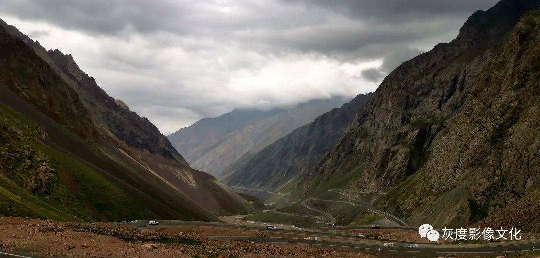 6月狂野公路——穿越北疆S101丹霞公路+独库公路风光前后期摄影训练营