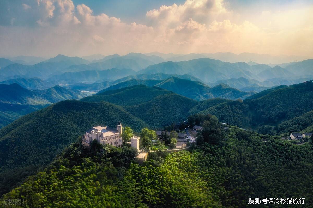 7个有代表性的中国最美小县城，太适合小住几天，第一个就心动了