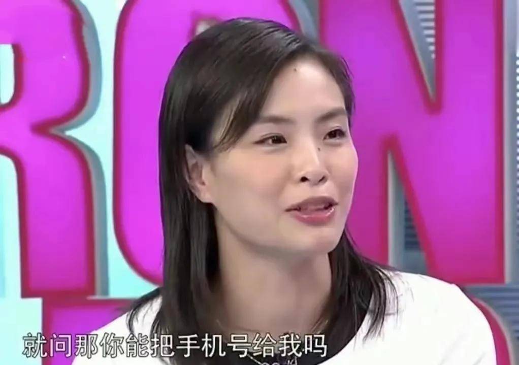 “跳水女神”吴敏霞，拒绝嫁入豪门和陕西穷小伙结婚，她后悔了吗