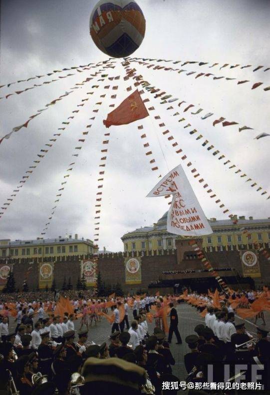 老照片 1961年五一劳动节苏联莫斯科的盛大活动 见识了苏联的强大
