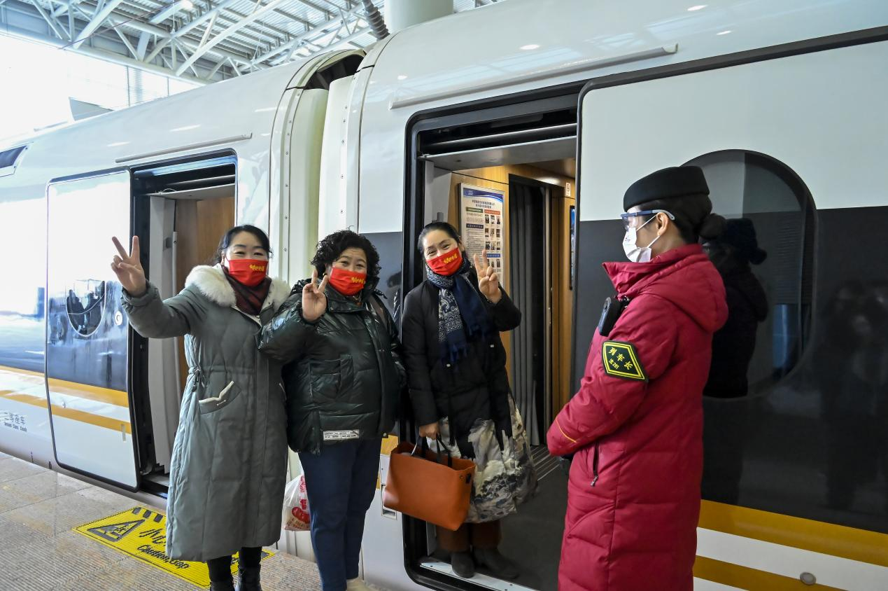 高铁开通一周，长白山全域旅游接待12226人