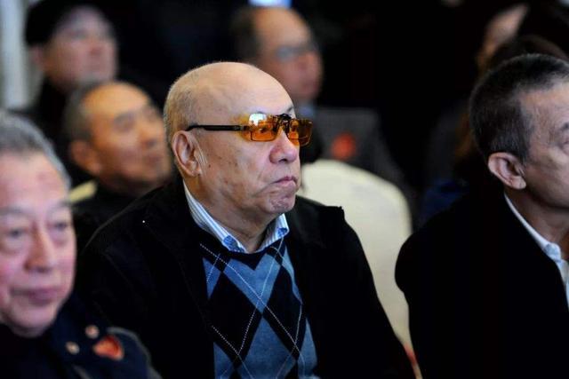 刘蓓的婚史_刘蓓的现任丈夫照片_刘蓓