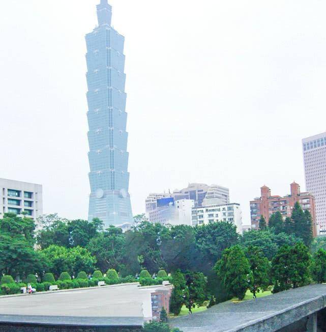 中国十大最高建筑，第一高达632米，台北101楼已排名第八