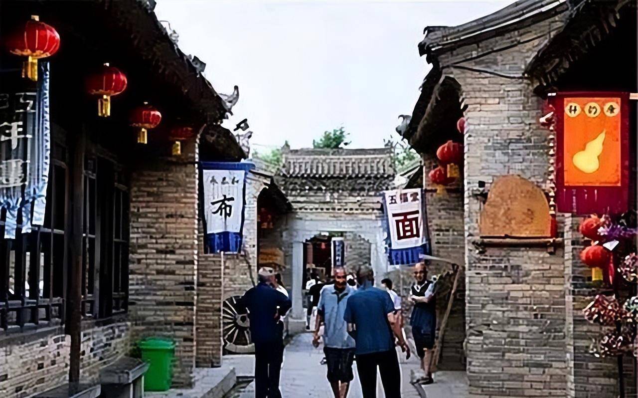 1990年陕西教授走访一外国村，老人见其是中国人问：从大清来的吗
