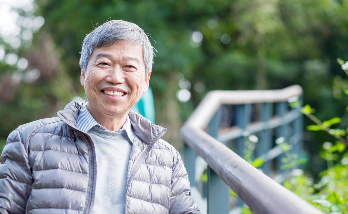 一位90岁老人坦言：长寿的秘诀，说白了也就4个字