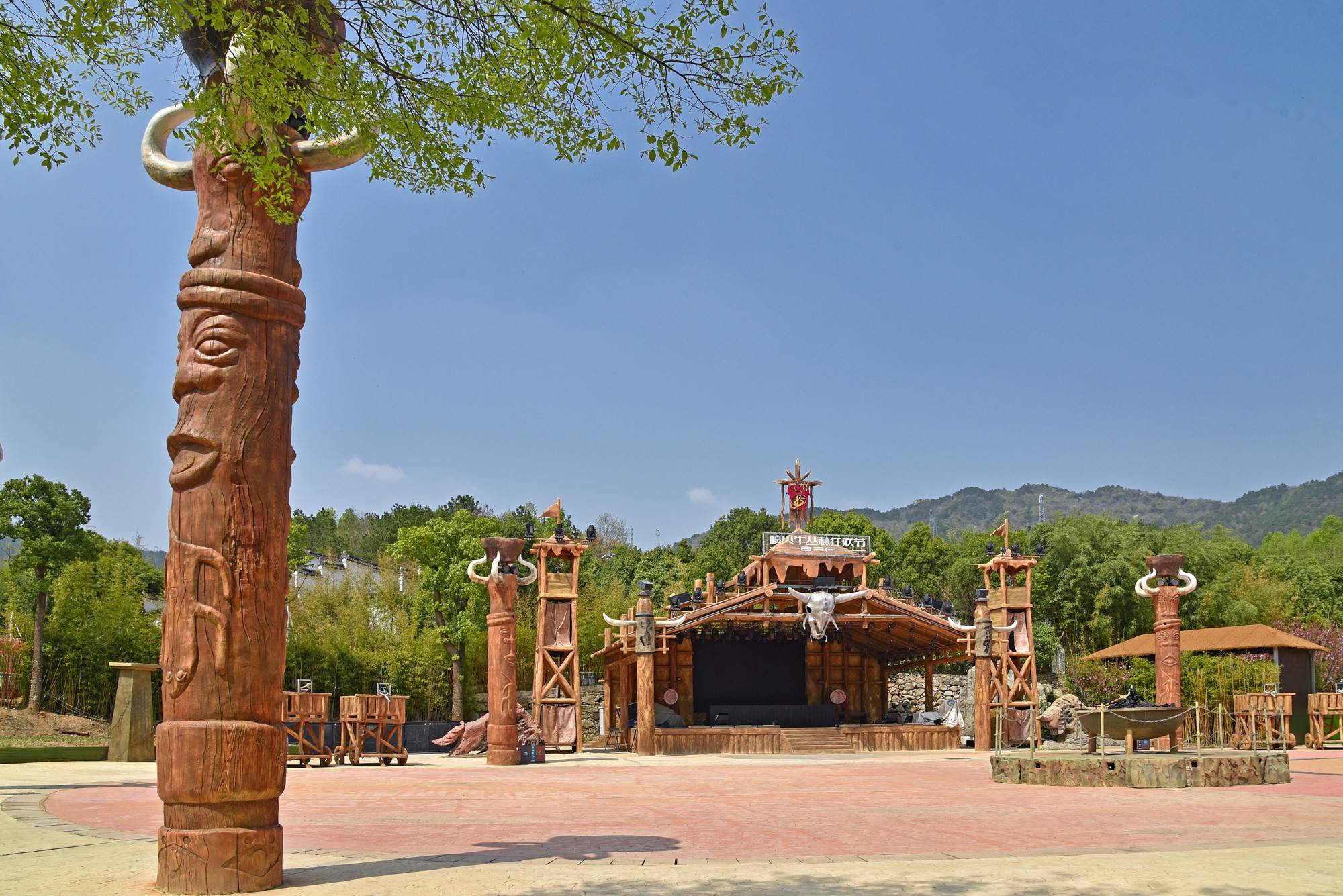 品乡土美食，住精品民宿，花海打卡拍美照，武汉春天这样玩就对了