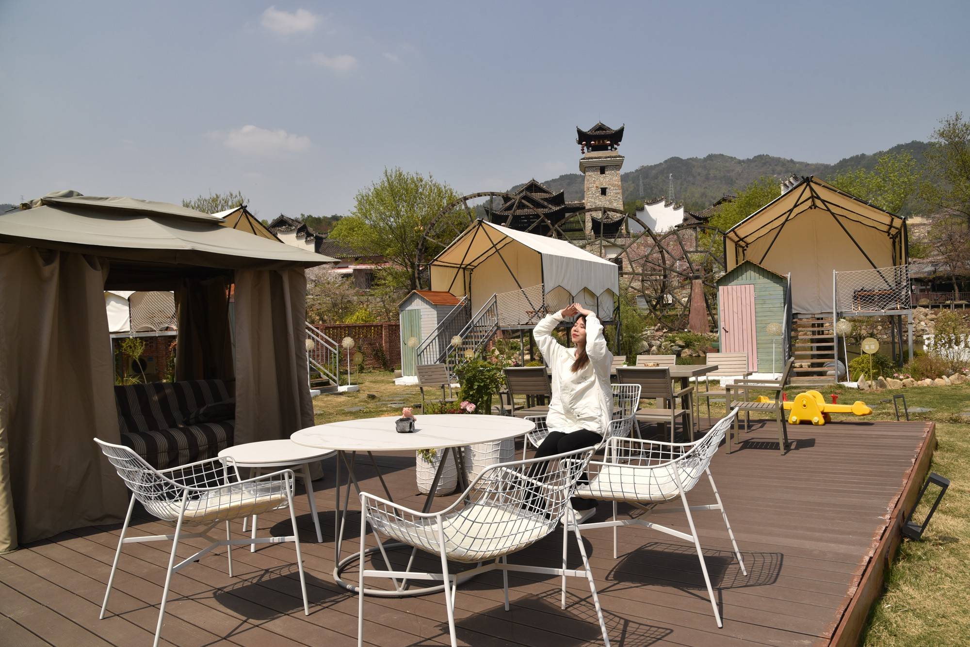 品乡土美食，住精品民宿，花海打卡拍美照，武汉春天这样玩就对了