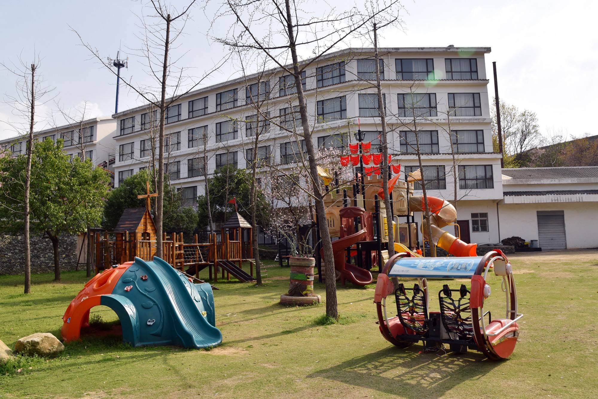 品乡土美食，住精品民宿，花海打卡拍美照，武汉春天这样玩就对了