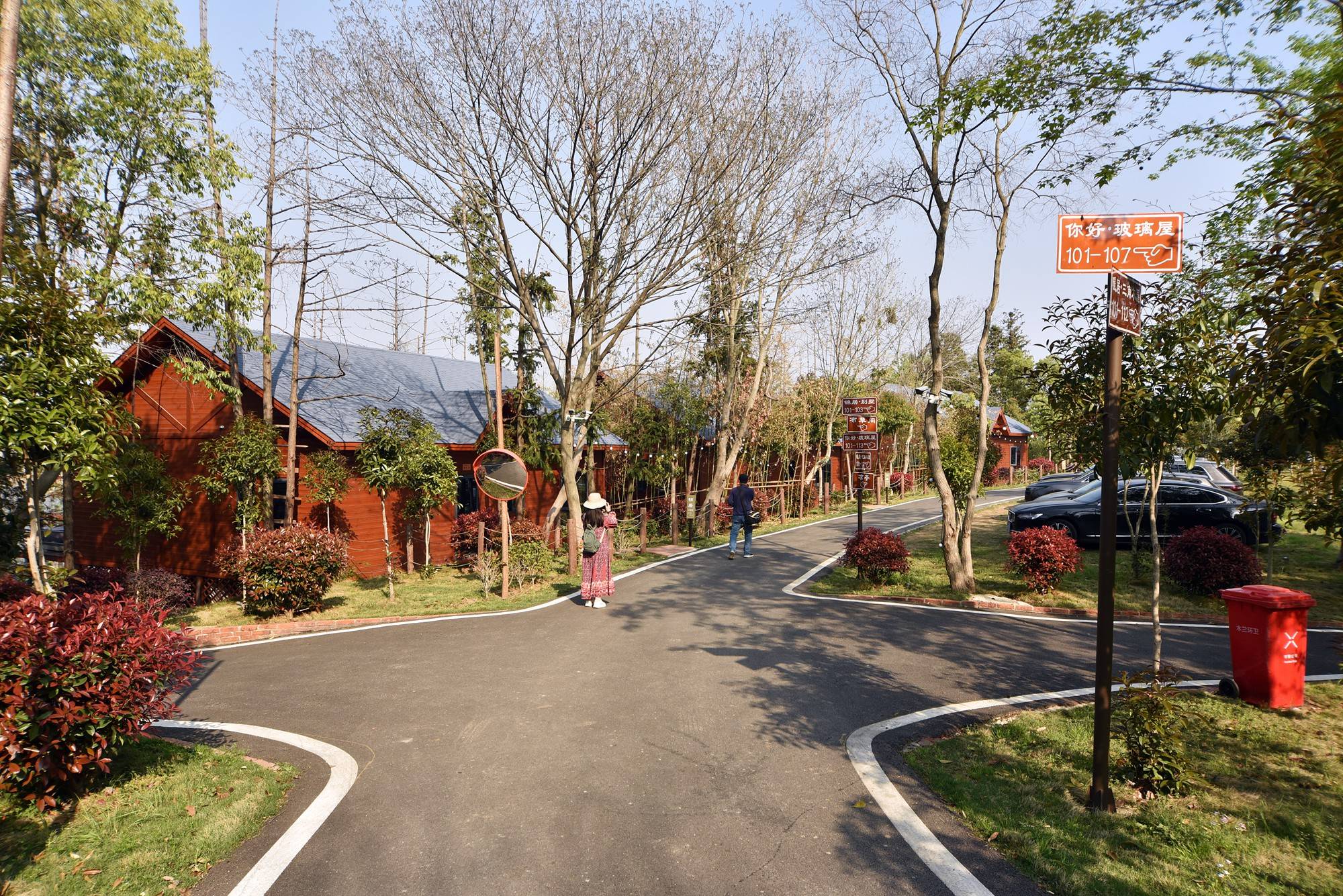品乡土美食，住精品民宿，花海打卡拍美照，武汉春天这样玩就对了